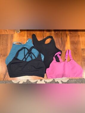 Lot of 4 sports bra size 10 (3-lululemon, 1- Athleta)